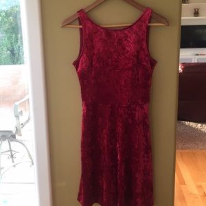 💋2/$20💋 NWT Divided red velvet dress
